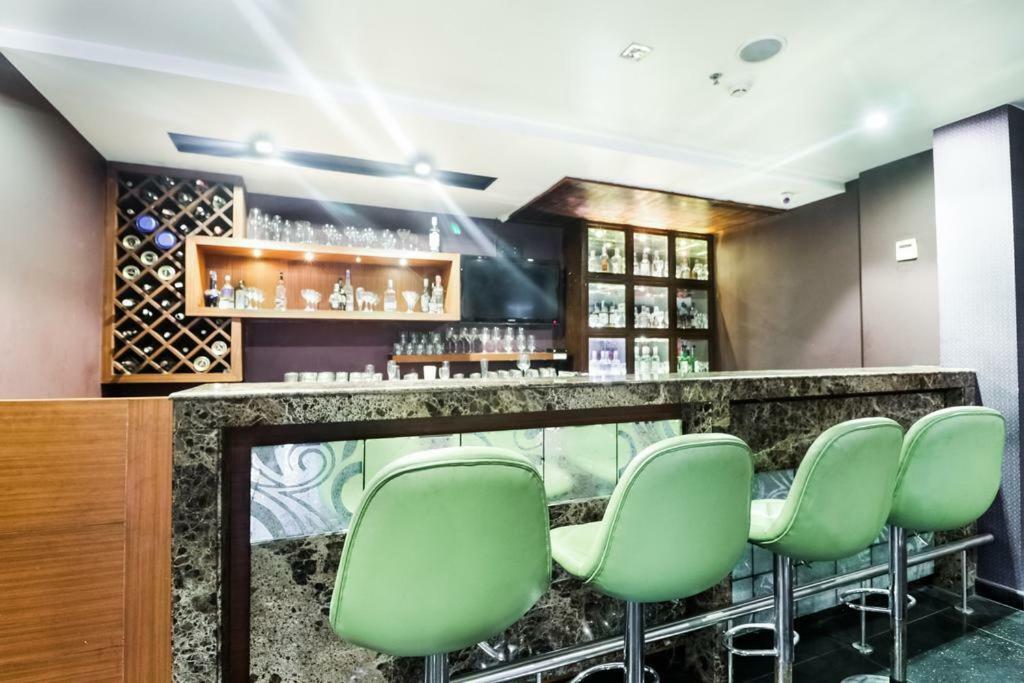 La Silver Leaf Hotel Nawashahr Bagian luar foto